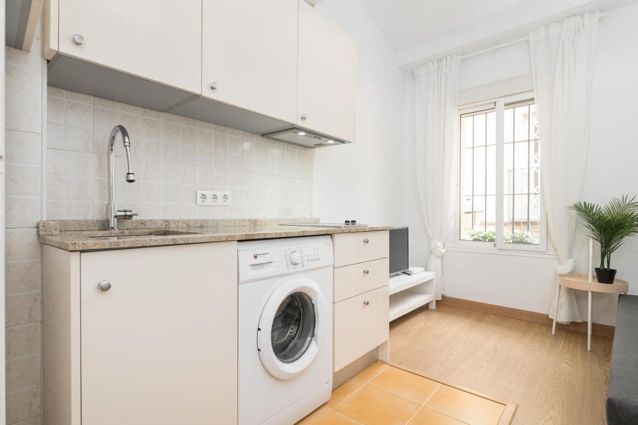 Precioso Apartamento Con Habitacion Separada En Centro Historico De Málaga Exteriör bild